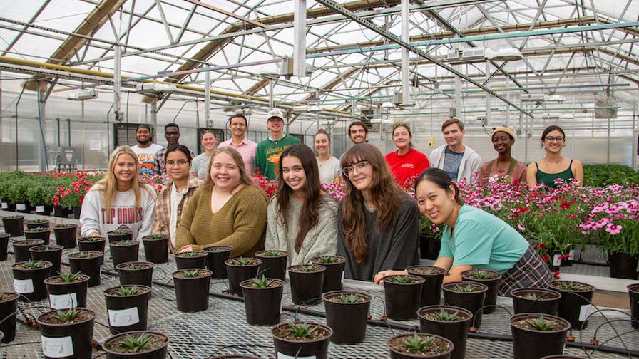 Horticulture Student Enrollment Dropping? Debunking the Myths